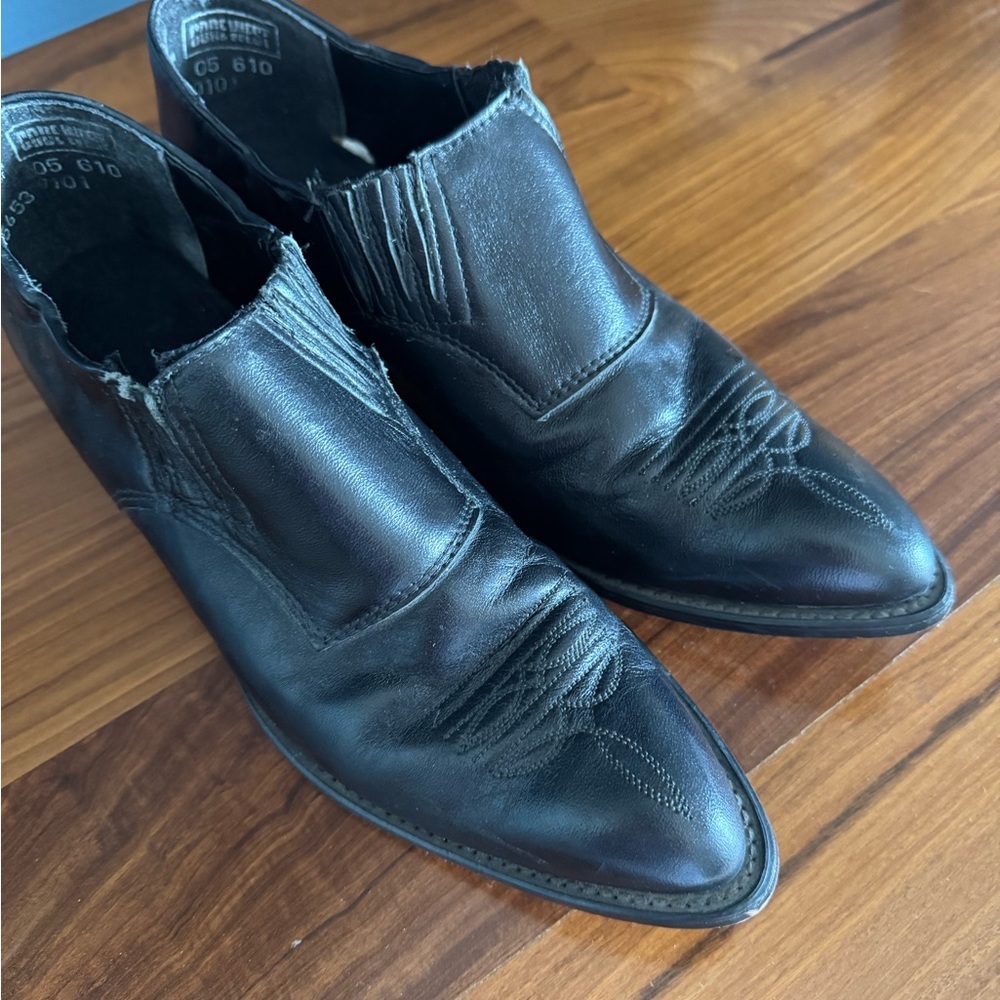 Black Ankle Boots with Polished Leather Finish